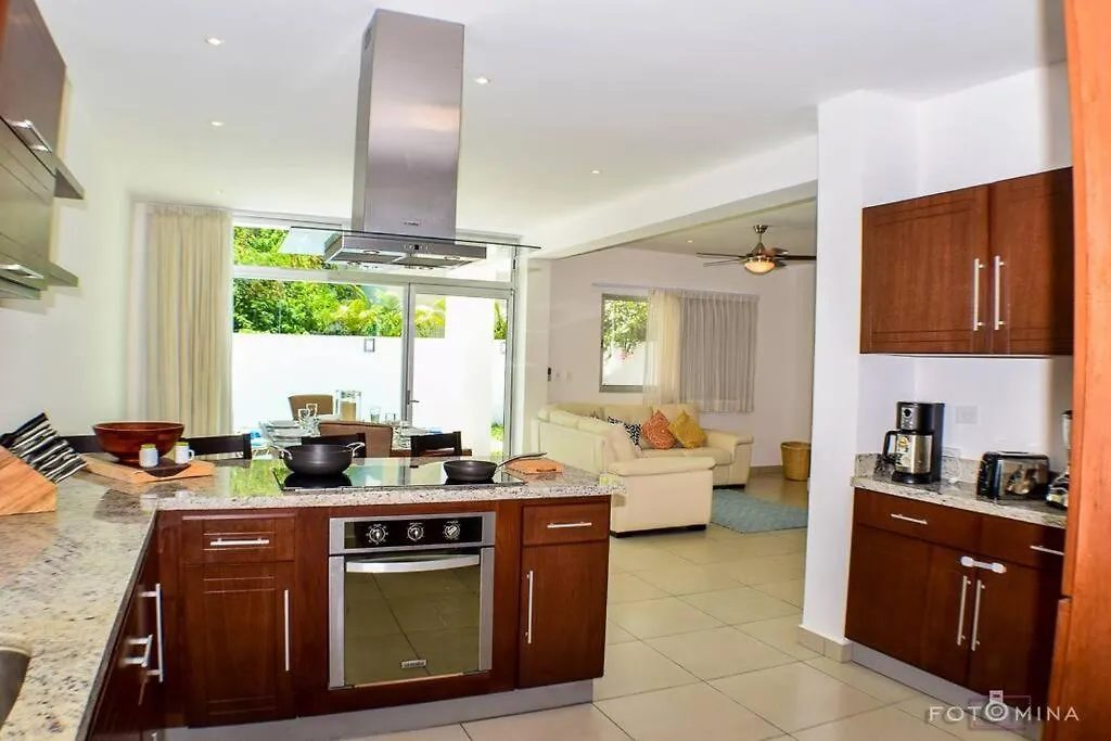 Casa Cielo Family House Villa Playa del Carmen Mexikó